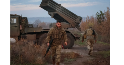 Ukraine cắt đứt đường tiếp viện, quyết bẻ gãy gọng kìm Nga ở “pháo đài” Pokrovsk