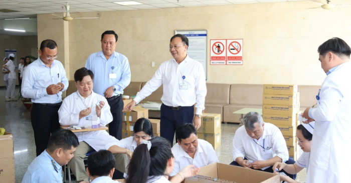 Đồng Nai điều gần 300 nhân viên y tế hỗ trợ Đắk Lắk khắc phục bão lũ