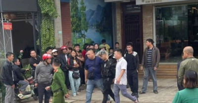 Thanh niên cướp tiệm vàng ở Thái Nguyên bị người dân vây bắt tại chỗ