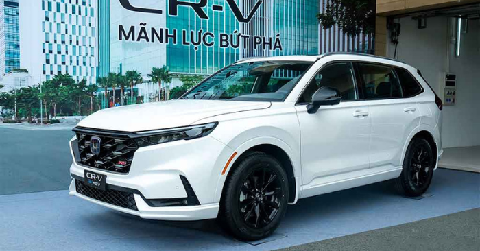 Loạt Xe Mới Ra Mắt Tháng 12