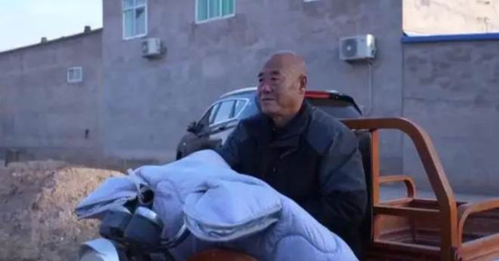 Gọi một cuộc điện thoại cứu sống cả làng