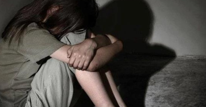 Thầy giáo bị tố sàm sỡ nữ sinh trong phòng học