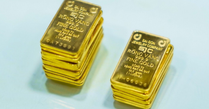 Vàng trong nước tăng sốc, SJC vượt xa giá vàng thế giới