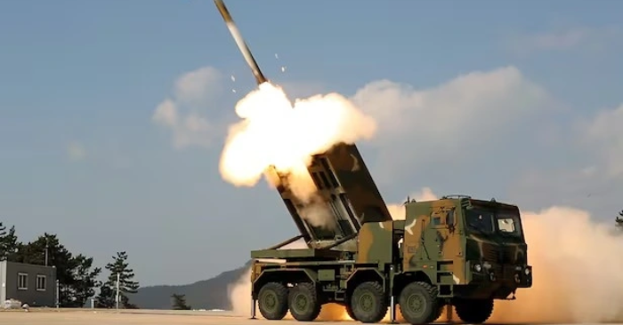 Hàn Quốc ký hợp đồng gần 4 tỷ USD bán pháo phản lực Cheonmu cho Ba Lan