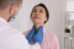 Gia đình từng có người mắc: 4 loại ung thư dễ “di truyền” cần cảnh giác sớm