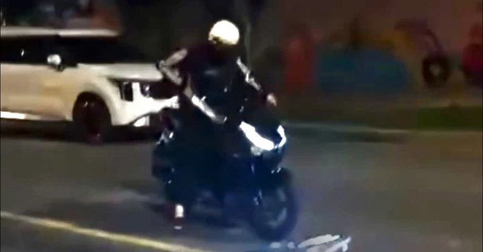 Nhóm thanh niên bị người lạ dùng hung khí tấn công gần cầu Ba Son