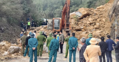 Sạt lở trên quốc lộ 6: Xác định 5 người thương vong