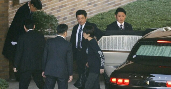 Trang phục đời thường của Thủ tướng Nhật Bản