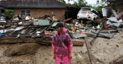 Hơn 900 người chết do lũ lụt kinh hoàng trên đảo Sumatra, Indonesia