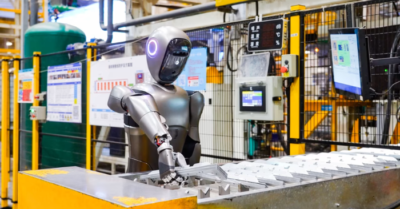 Trung Quốc trước vòng xoáy suy thoái: Thất nghiệp trẻ, già hóa và xã hội căng thẳng