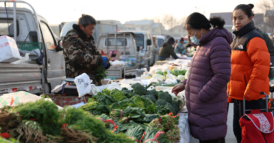 Kinh tế Trung Quốc chững lại: Thu nhập dậm chân, chi phí sinh hoạt bào mòn đời sống