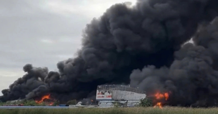 Cháy lớn công ty giày da Hải Phòng