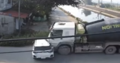 Tai nạn xe bồn tại Bắc Ninh: Kinh hoàng khoảnh khắc ủi bay xe con xuống rãnh