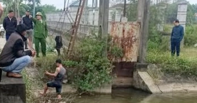 Nữ sinh lớp 8 bị đâm tử vong vì mâu thuẫn hẹn đánh nhau