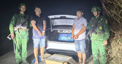 Tây Ninh bắt giữ 2 người dùng ô tô vận chuyển gần 420 kg pháo lậu