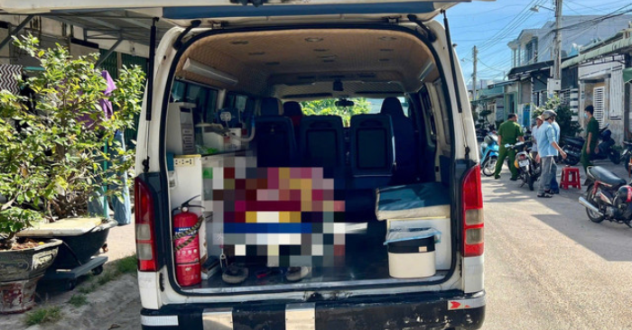 Một người đàn ông 69 tuổi được người dân phát hiện tử vong trong phòng trọ tại phường Phan Thiết, tỉnh Lâm Đồng. Vụ việc đang được cơ quan công an điều tra, làm rõ nguyên nhân