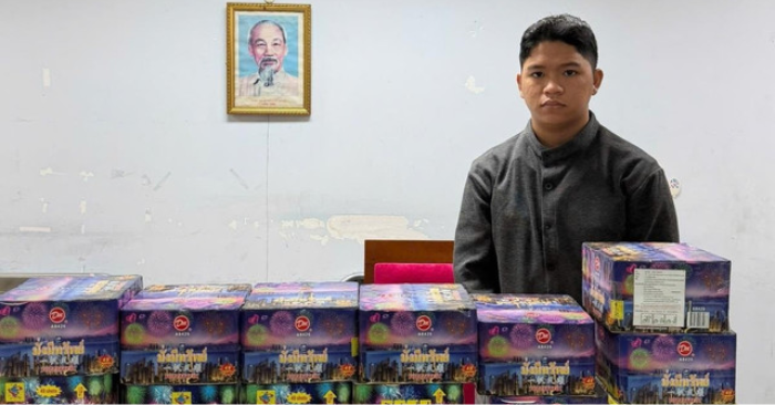 Công an TP. Đà Nẵng đã tạm giữ hình sự một nam thanh niên sinh năm 2004 để điều tra hành vi buôn bán pháo nổ trái phép, thể hiện sự quyết liệt trong cao điểm phòng, chống tội phạm trước Tết Nguyên đá