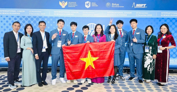 Đội tuyển Việt Nam xuất sắc giành toàn bộ 6 huy chương tại Olympic Khoa học trẻ quốc tế 2025 tại Nga, ghi dấu ấn mạnh mẽ của học sinh Thủ đô trên đấu trường khoa học quốc tế