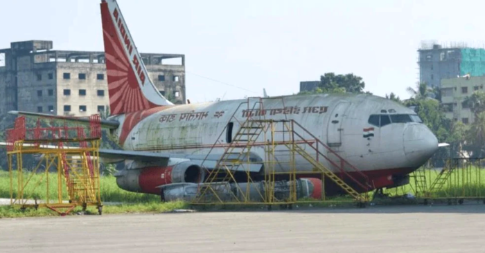Air India thừa nhận đã để quên một chiếc Boeing 737 tại sân bay Kolkata suốt 13 năm, chỉ phát hiện khi bị yêu cầu thanh toán phí lưu bãi kéo dài hơn một thập k