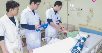 Đau đầu dai dẳng, người phụ nữ dần yếu tay chân, bác sĩ phát hiện mắc bệnh dị dạng thần kinh hiếm gặp