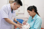 Cứu sống bé gái sơ sinh mắc dị tật bẩm sinh hiếm gặp
