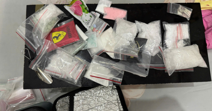 Ném vali vào nhà nguyên Bí thư để che giấu tội