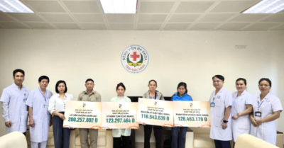 Trao hơn 626 triệu đồng hỗ trợ 4 bệnh nhân chấn thương sọ não