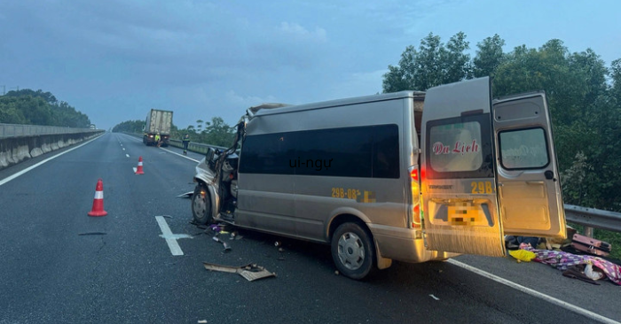 Tai nạn cao tốc khiến 4 người tử vong