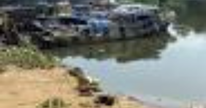 Thi thể trôi sông Sài Gòn bí ẩn