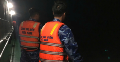 Khẩn trương tìm kiếm 9 ngư dân mất tích do tàu cá chìm ngoài khơi Hà Tĩnh