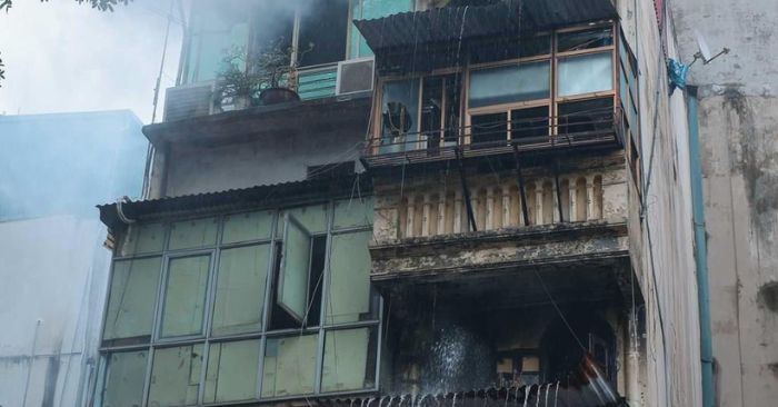 cháy trên phố Hàng Mã (Hà Nội)