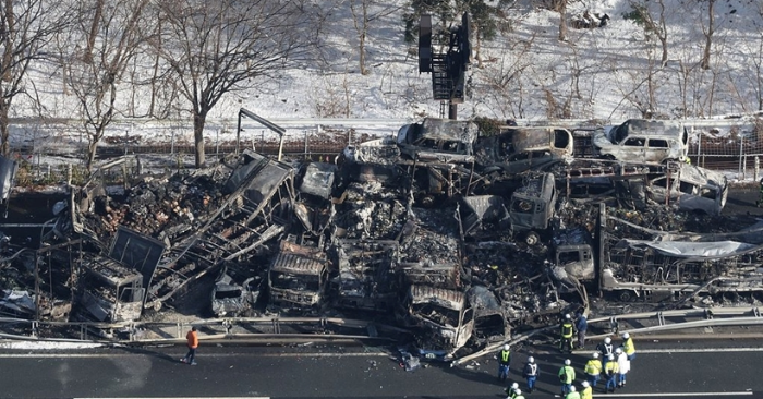 Tai nạn liên hoàn 67 ôtô trên cao tốc Kan-etsu do băng tuyết
