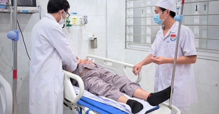 Hơn 70 trường hợp nghi ngộ độc thực phẩm liên quan bánh mì tại Quảng Ngãi