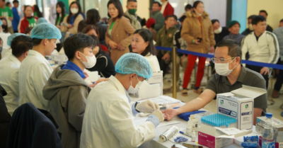 Hơn 1.000 người dân Thanh Hóa được khám sức khỏe miễn phí