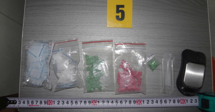 Tạm giữ hình sự 8 đối tượng tổ chức sử dụng và mua bán trái phép chất ma túy tại Phú Quốc