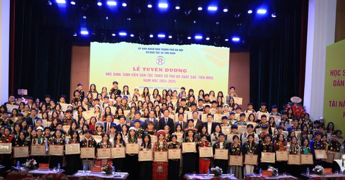 Hà Nội tuyên dương 200 học sinh, sinh viên dân tộc thiểu số xuất sắc năm học 2024–2025