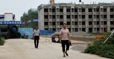 Nhà máy đóng cửa và người lao động Trung Quốc đối mặt tương lai bấp bênh