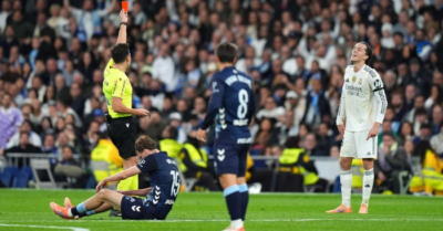 HLV Xabi Alonso nổi giận với trọng tài khi Real Madrid nhận 3 thẻ đỏ