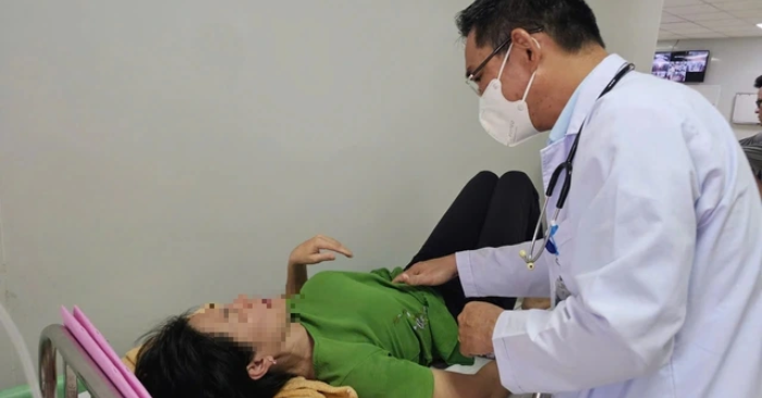 Nhiều người nhập viện nghi ngộ độc thực phẩm sau khi ăn bánh mì tại Phú Mỹ