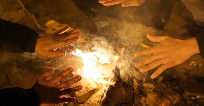 Lạnh tay chân cảnh báo nhiều vấn đề sức khỏe tiềm ẩn