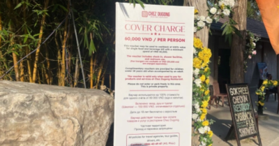 Nhà hàng Phú Quốc thu phí qua cửa xuống biển gây tranh cãi