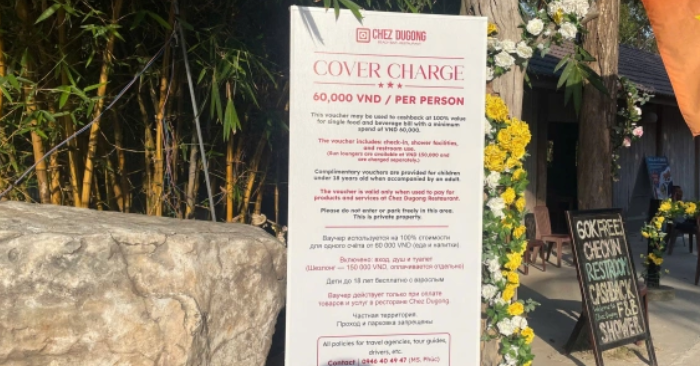 Nhà hàng Phú Quốc thu phí qua cửa xuống biển gây tranh cãi