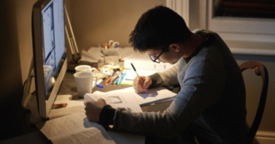 Tin nhắn nửa đêm khiến thầy “đứng hình”