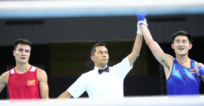 Võ sĩ Việt Nam không phục khi thua knock-out kỹ thuật trước chủ nhà Thái Lan