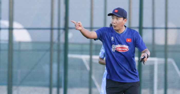 Trước giờ G, lời dặn “ai cũng đau” của HLV Kim Sang-sik khiến U23 Việt Nam bùng cháy