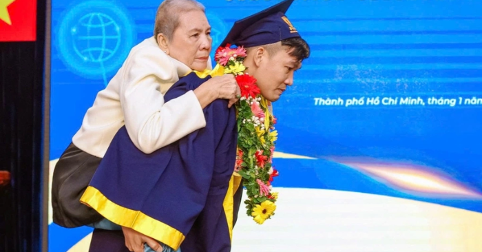 Tân khoa xuất sắc