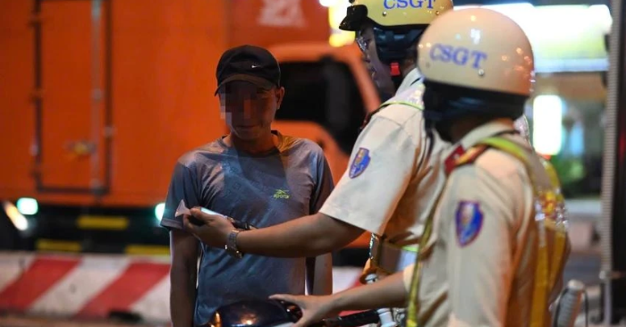 Những ý kiến ban đầu về việc coi lái xe khi có nồng độ cồn là tội phạm