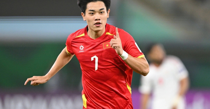 Đình Bắc U23 Việt Nam lý giải mẹ không xem bóng đá