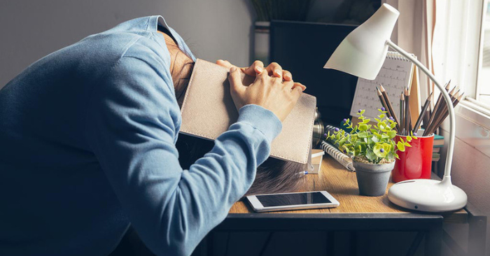 Rối loạn tâm thần do áp lực doanh số ở người trẻ