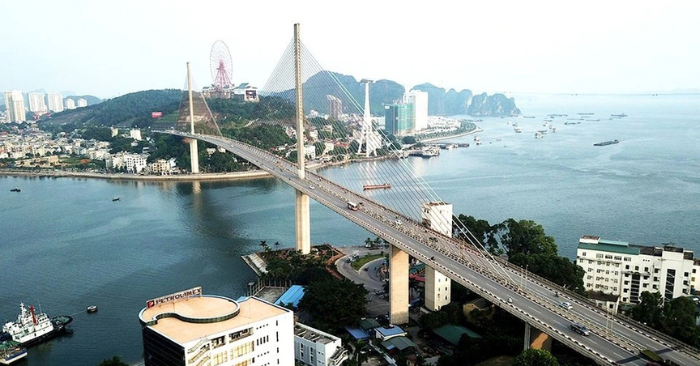 Cấp cứu bệnh nhân nhảy cầu Bãi Cháy: Cuộc chạy đua sinh tử 2 giờ